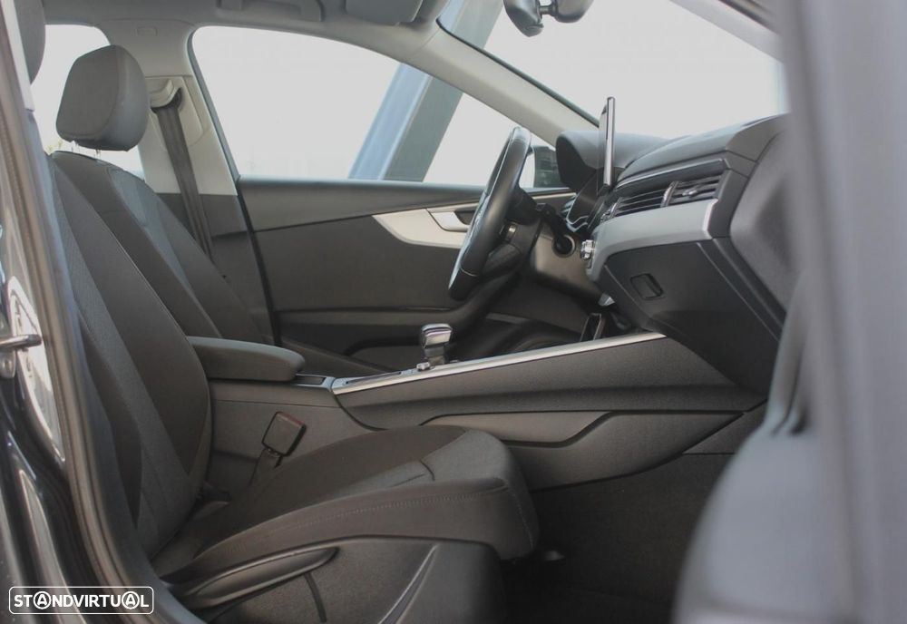 Audi A4 Avant 30 TDI Advanced S tronic - 11