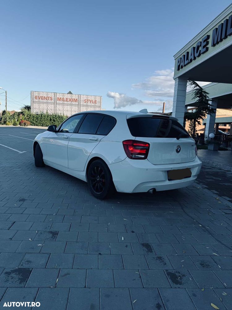 BMW Seria 1 116i - 6