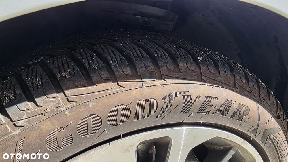 Opel Insignia 2.0 T 4x4 Elite S&S - 9