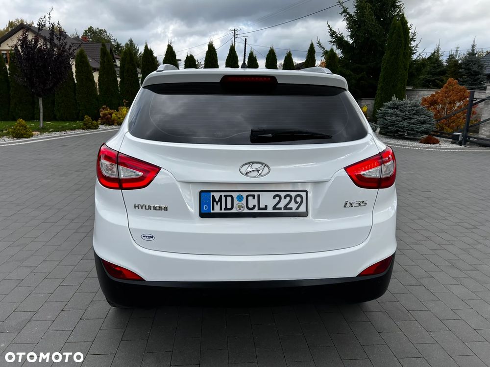 Hyundai ix35 1.6 2WD Fifa World Cup Edition - 11