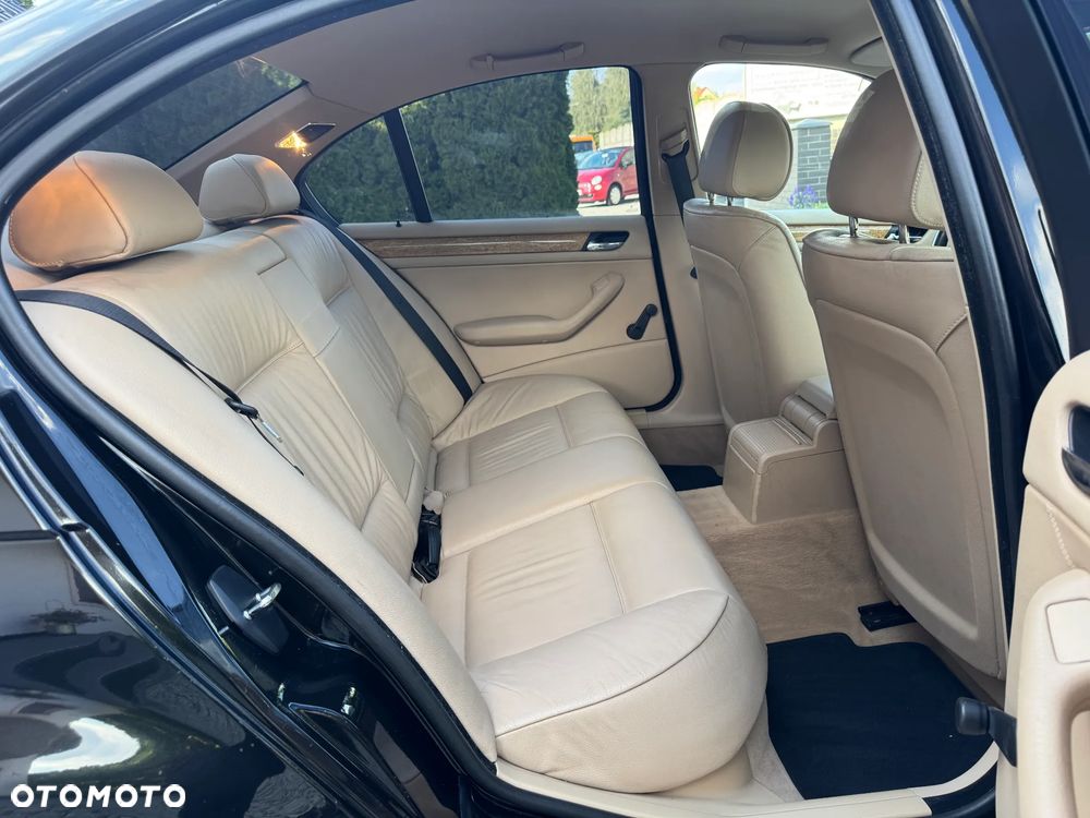 BMW Seria 3 318i Edition Exclusive - 30
