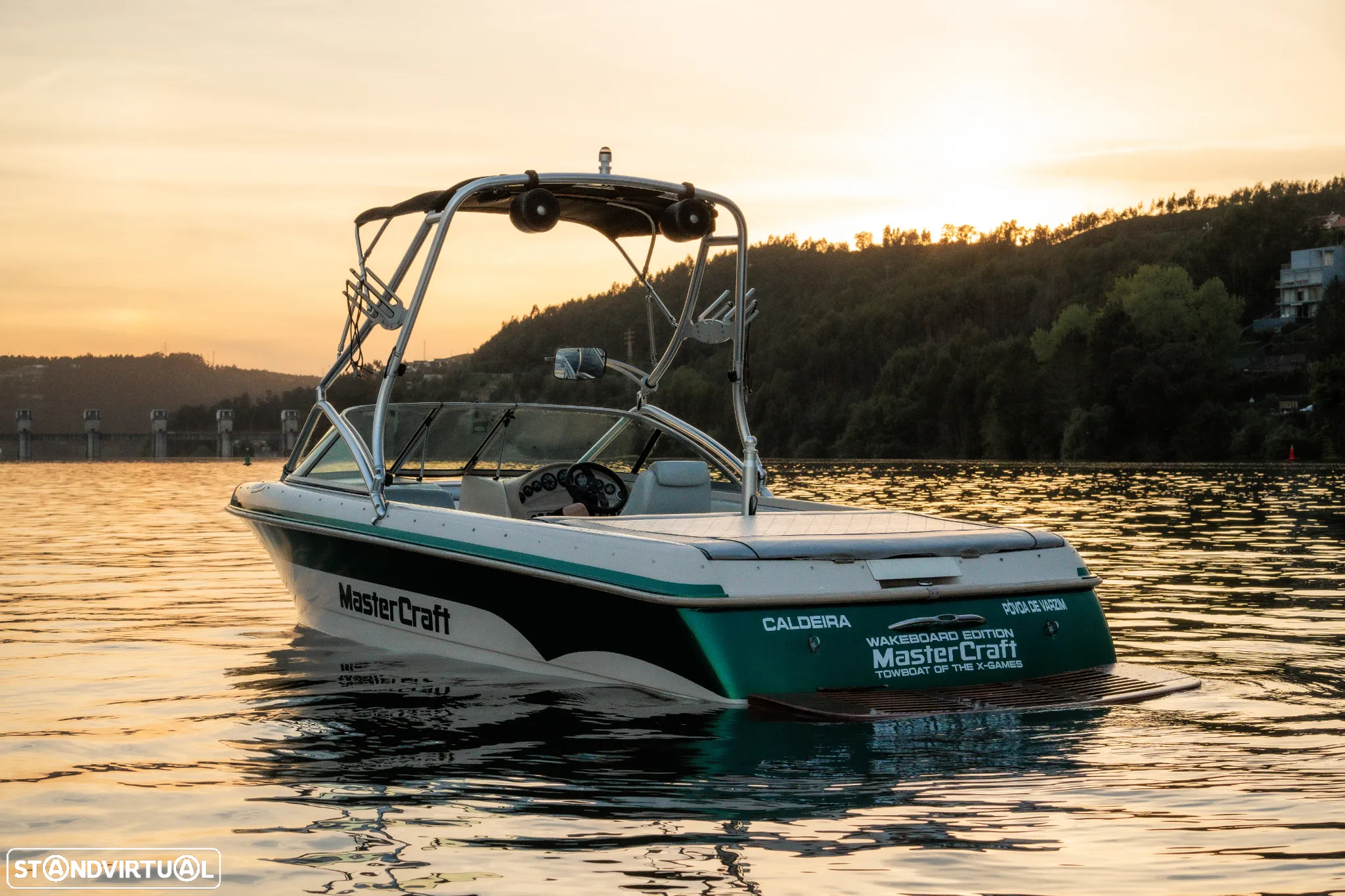 Mastercraft Prostar 205 Wakeboard Edition - 2