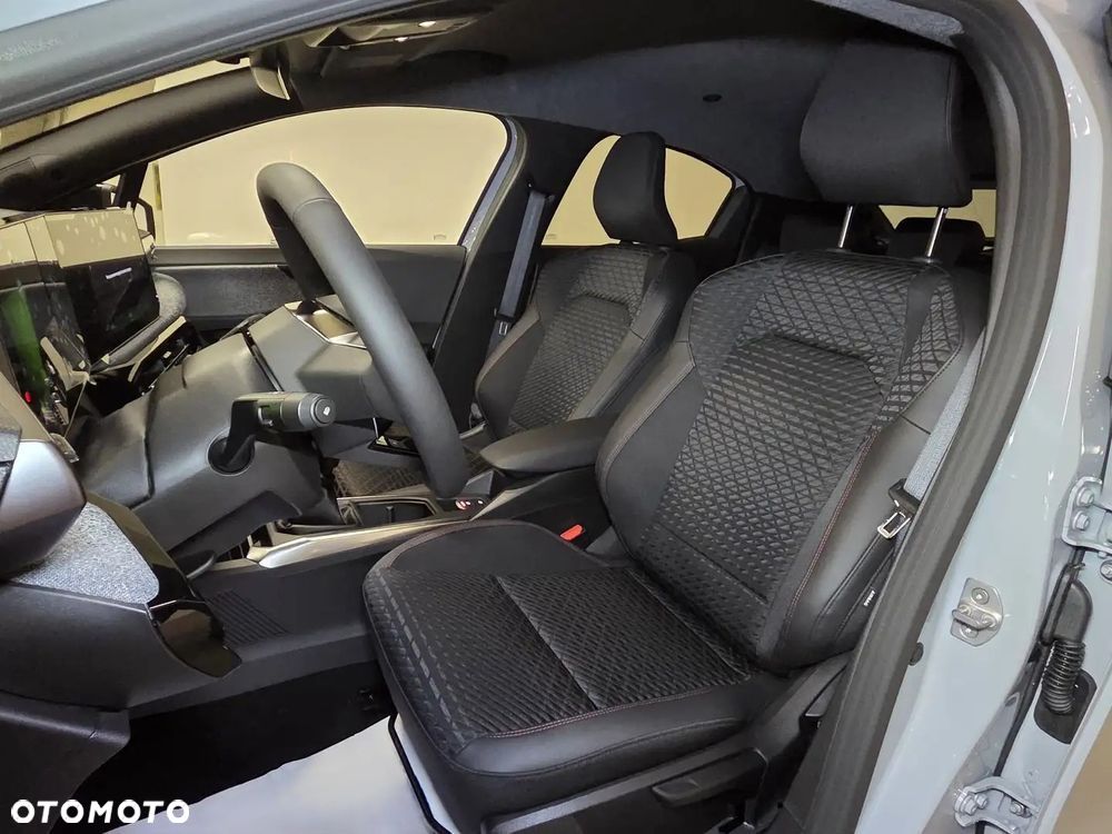 Renault Clio 1.2 TCe Techno - 10