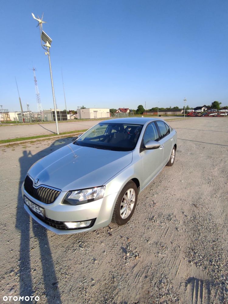 Skoda Octavia 1.6 TDI Edition - 9