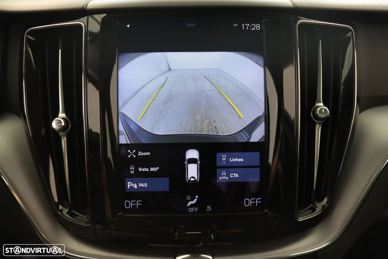 Volvo XC 60 2.0 T6 PHEV R-Design Expression AWD - 8