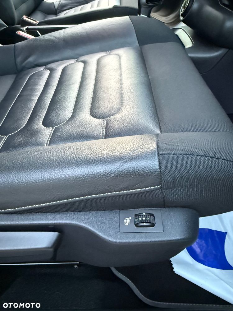 Citroën C4 Cactus 1.2 PureTech GPF Shine S&S EAT6 - 31