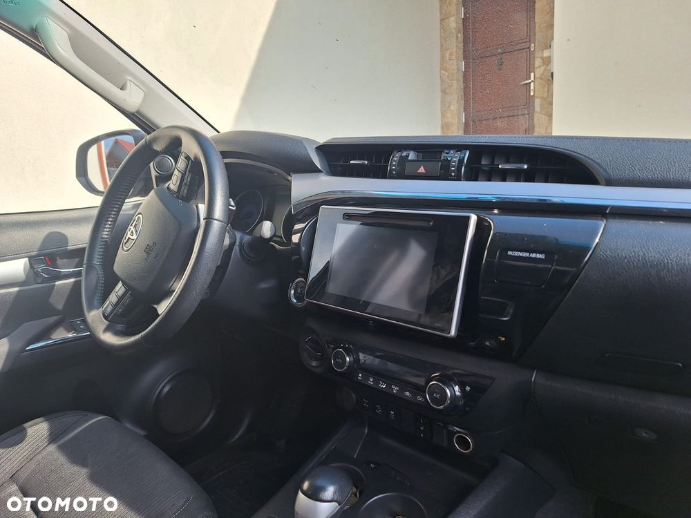 Toyota Hilux 2.4 D-4D Double Cab Dakar 4x4 - 9