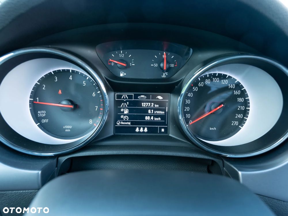 Opel Astra 1.4 T S&S - 24