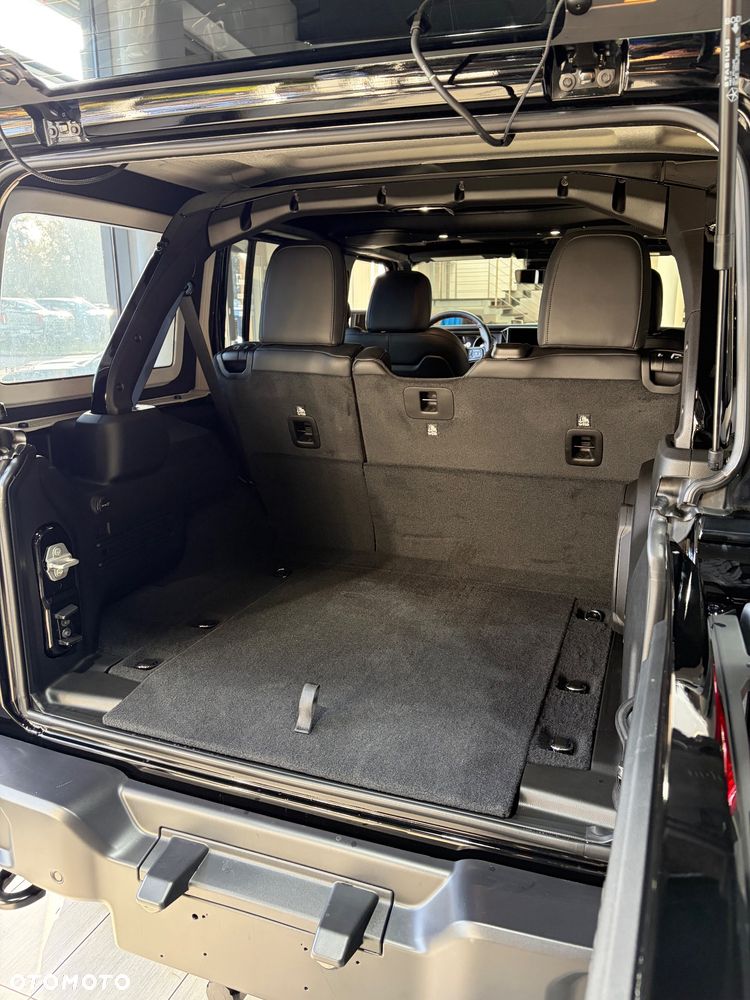 Jeep Wrangler - 18