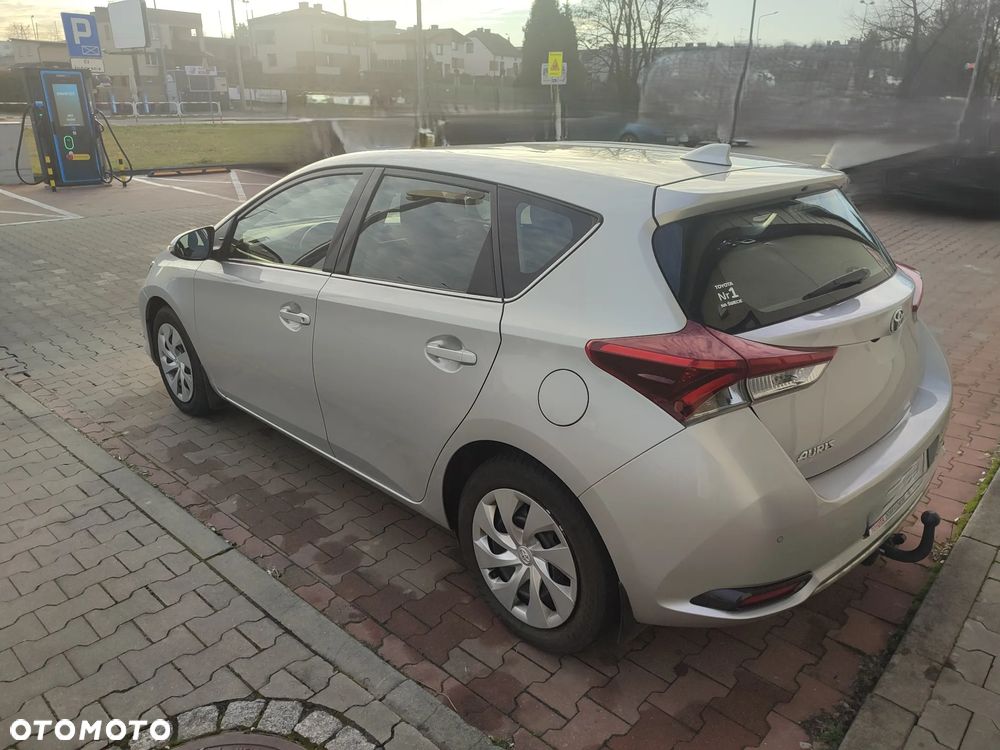 Toyota Auris 1.6 Comfort - 4