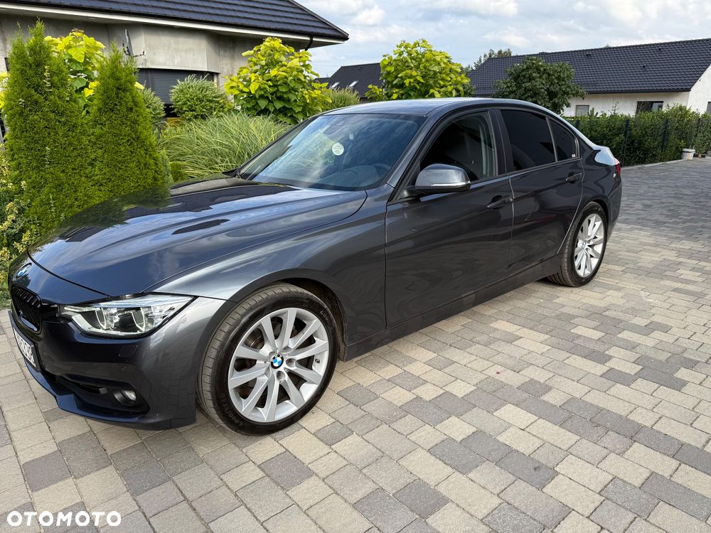 BMW Seria 3 320d Efficient Dynamics - 2