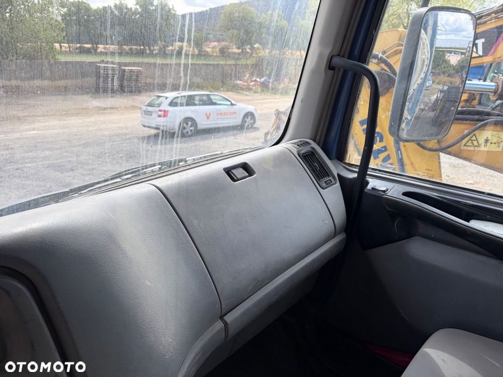 Renault Kerax 420.40 P 8X4 - 21