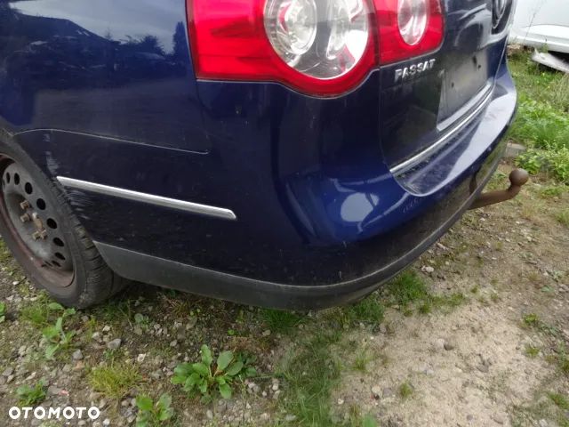 Tylny zderzak VW Passat B6 kombi LD5Q - 3