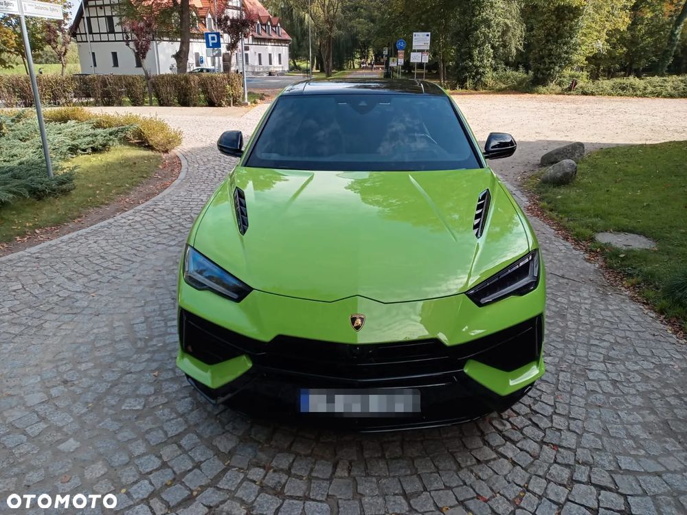 Lamborghini Urus 2023 photo 2