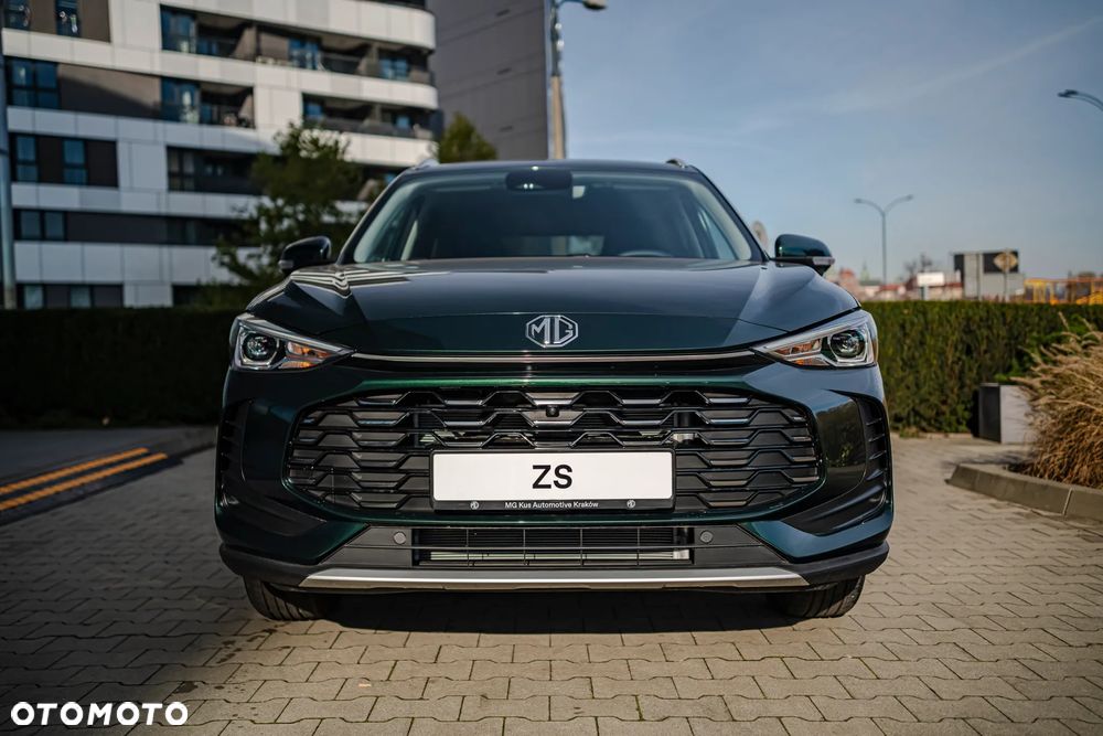 MG ZS - 4