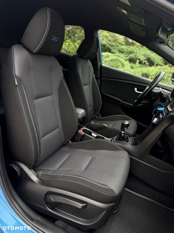 Hyundai i30 1.6 GDI Premium - 33