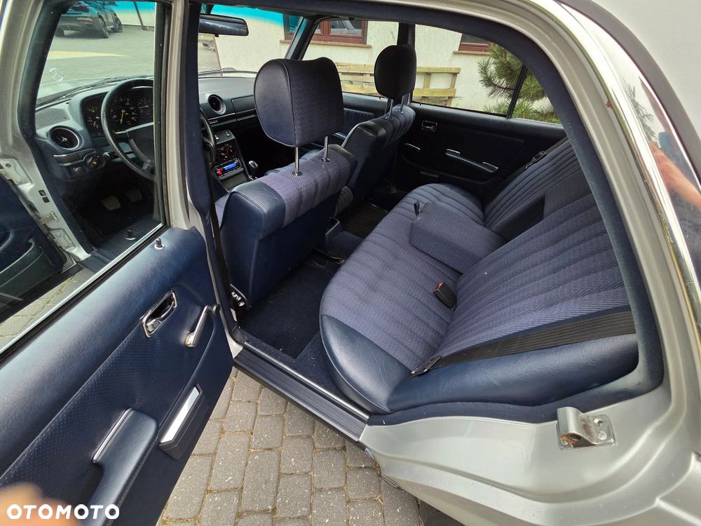 Mercedes-Benz W123 - 10