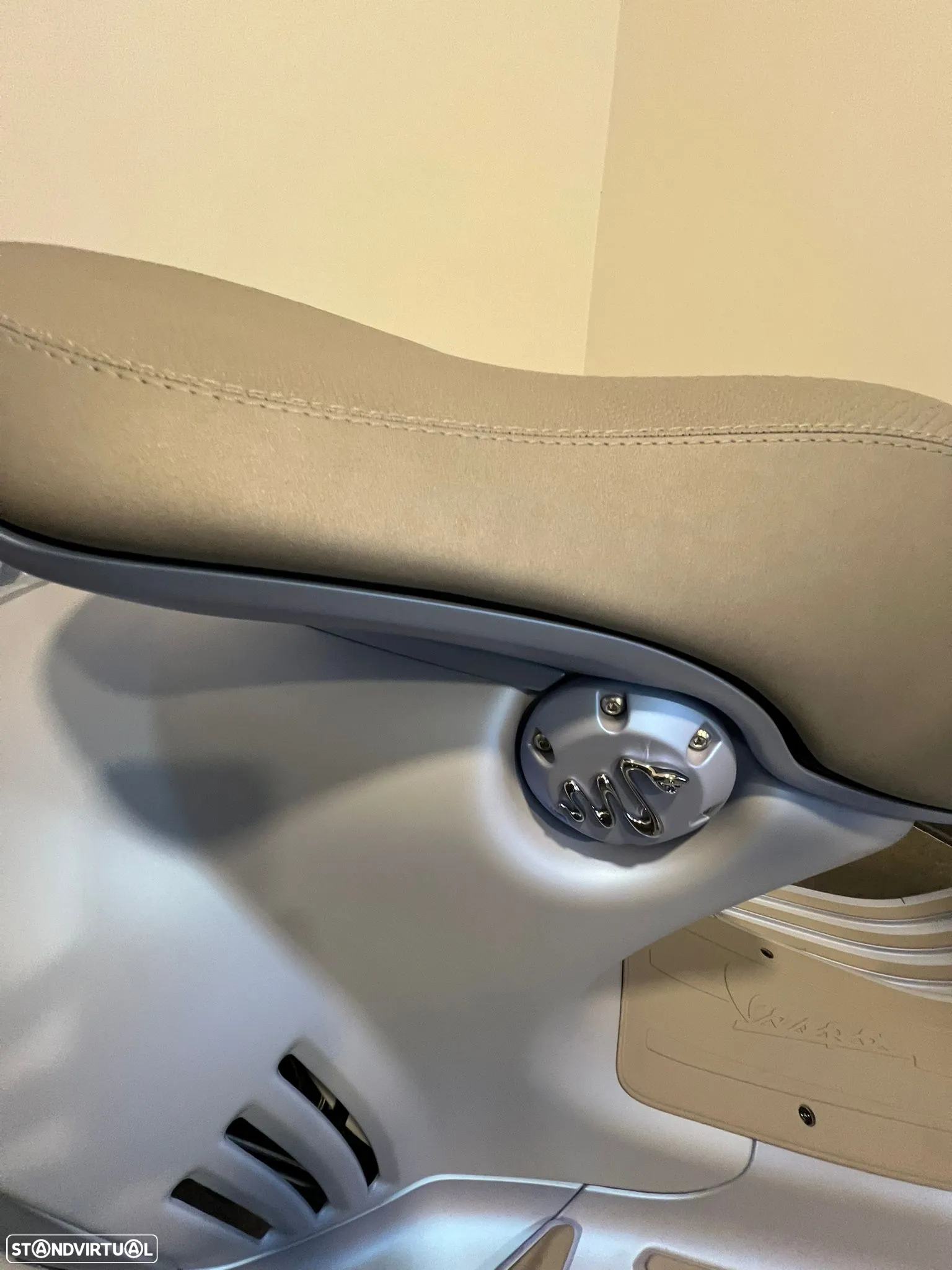 Vespa Vespa 946 - 3