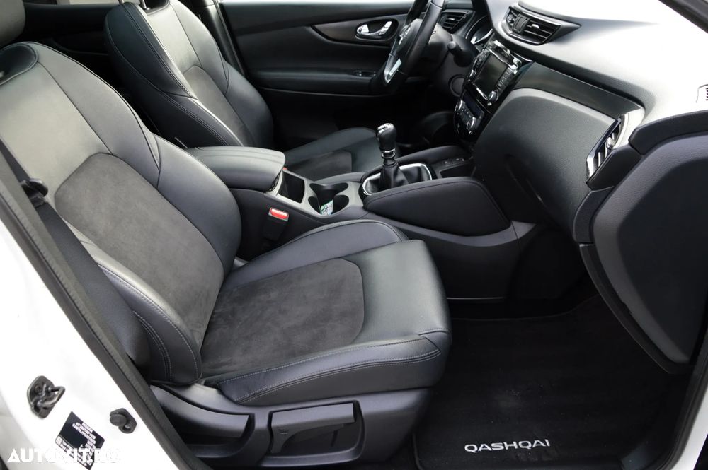 Nissan Qashqai 1.3 138CP 2WD Tekna - 22