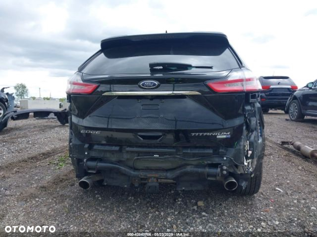Ford Edge - 16