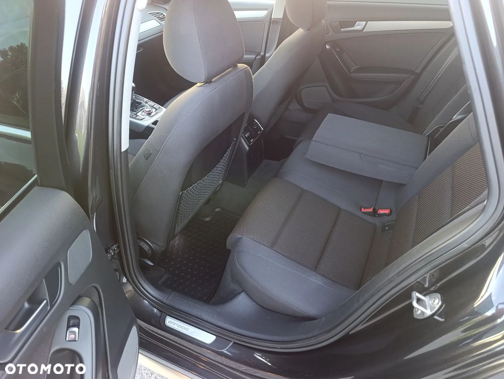 Audi A4 Allroad - 23