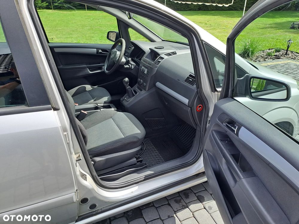 Opel Zafira 1.8 Elegance - 14