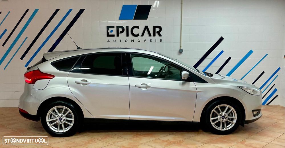Ford Focus 1.5 TDCi Trend+ - 6