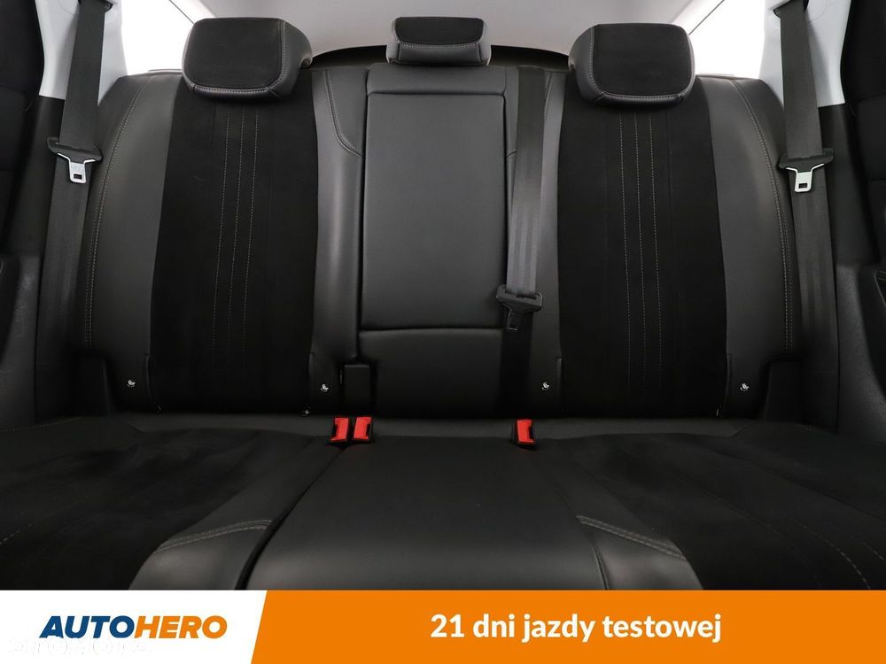 Peugeot 308 2.0 BlueHDi Allure S&S - 15