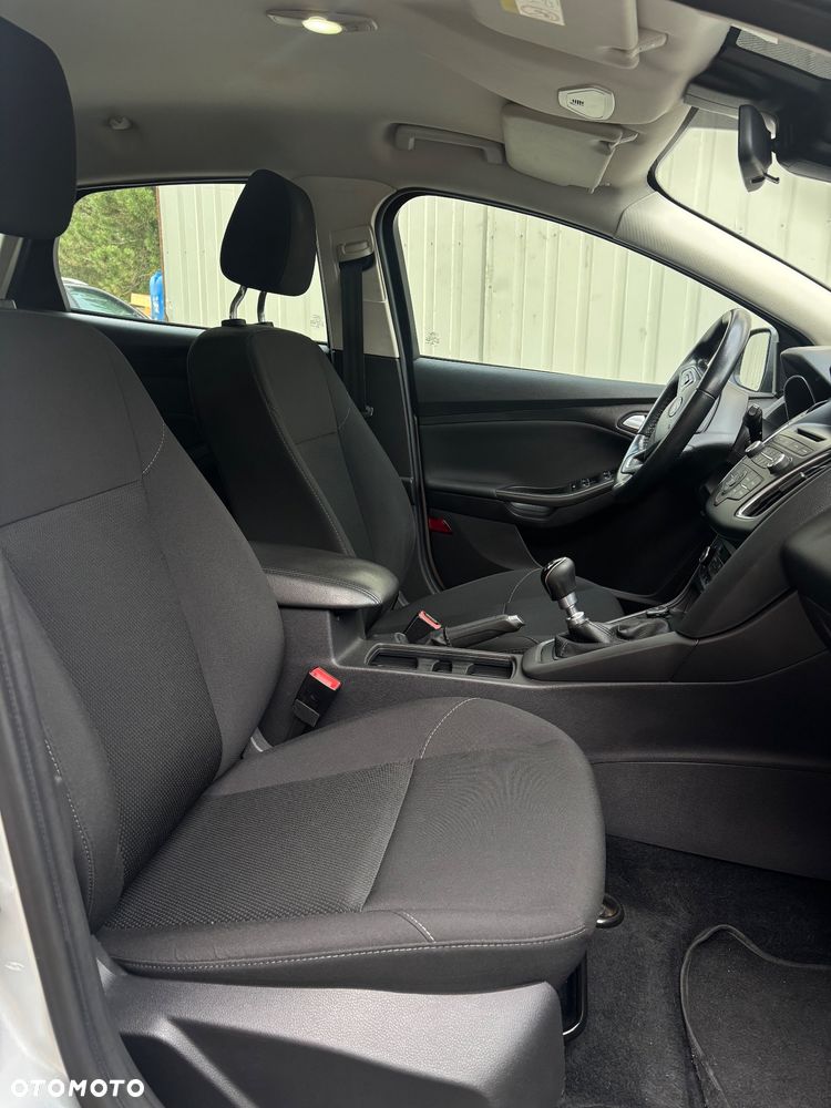 Ford Focus 2015 photo 3
