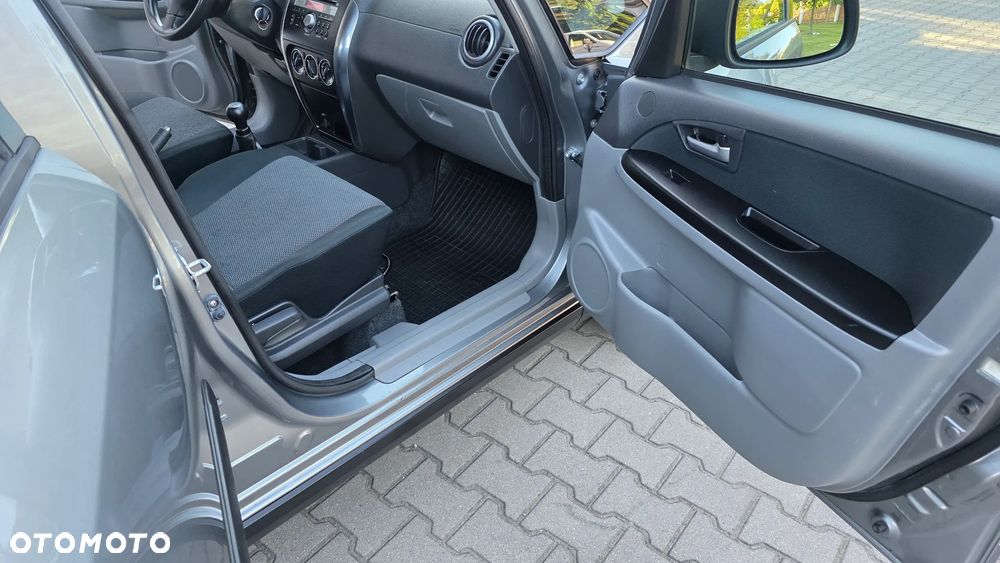 Suzuki SX4 1.6 GS / Premium 4WD - 29