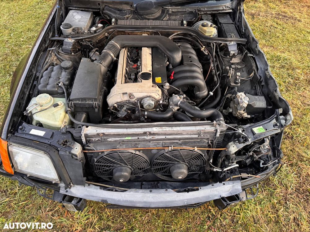 Mercedes-Benz SL - 13