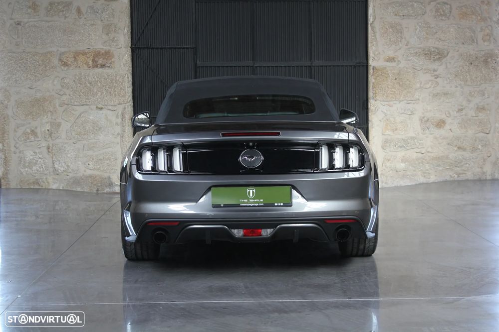 Ford Mustang Cabrio 2.3 Eco Boost - 8