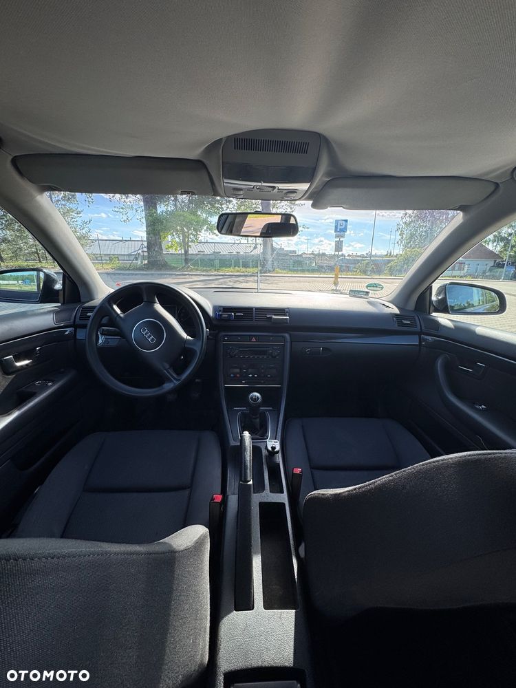 Audi A4 Avant - 4