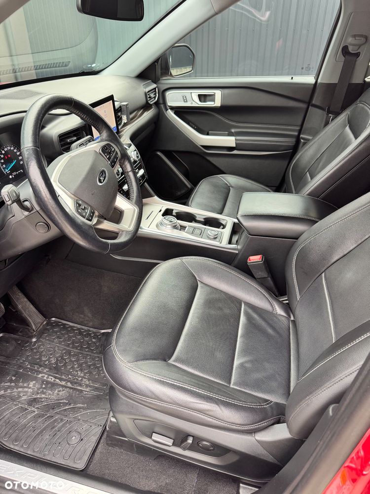Ford Explorer - 12