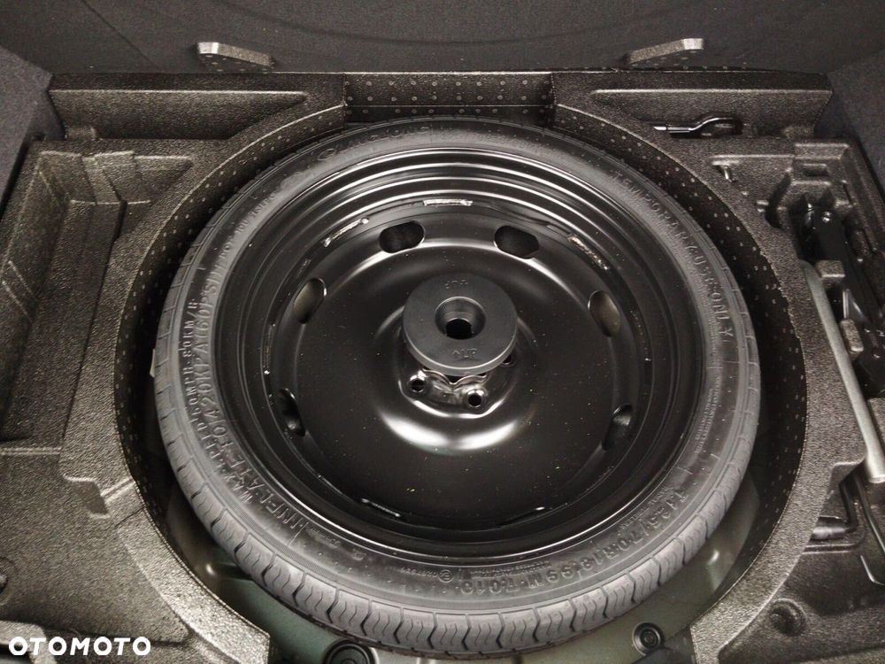 Skoda Karoq 2.0 TDI SCR 4x4 Sportline DSG - 33