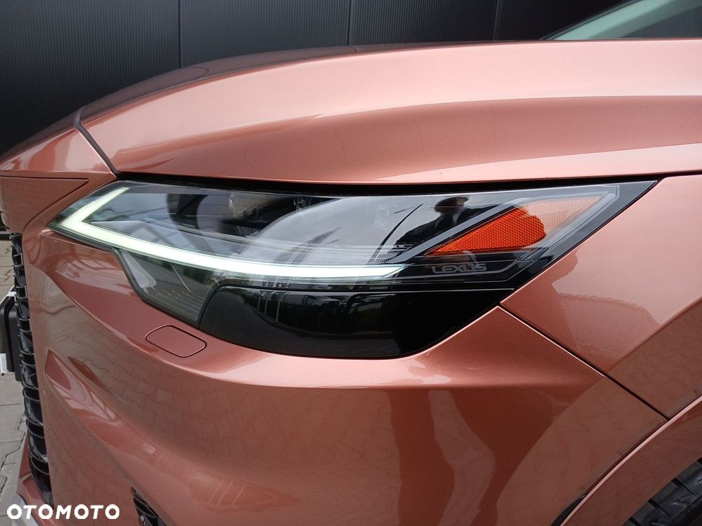 Lexus RX 450h+ F Sport Design - 27