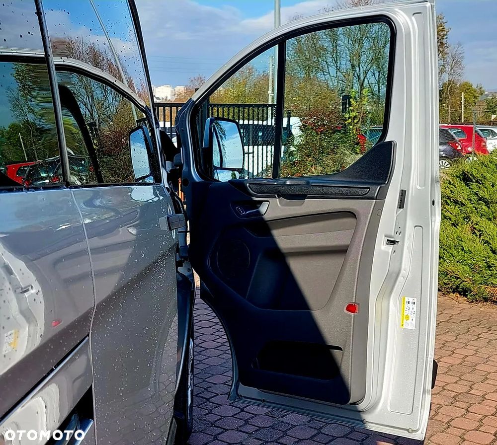 Ford Transit Custom - 10