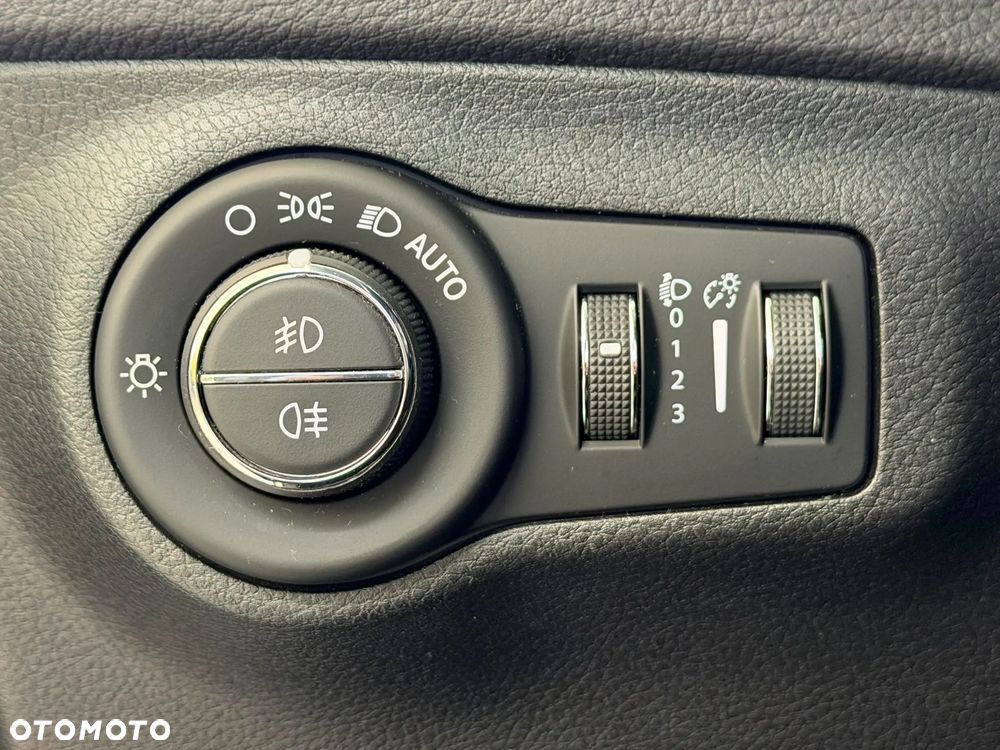 Jeep Compass 1.4 TMair Limited FWD S&S - 30