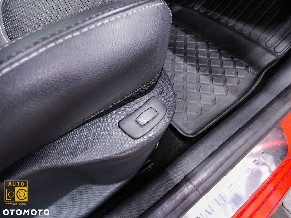 Renault Clio TCe 120 EDC GT - 32