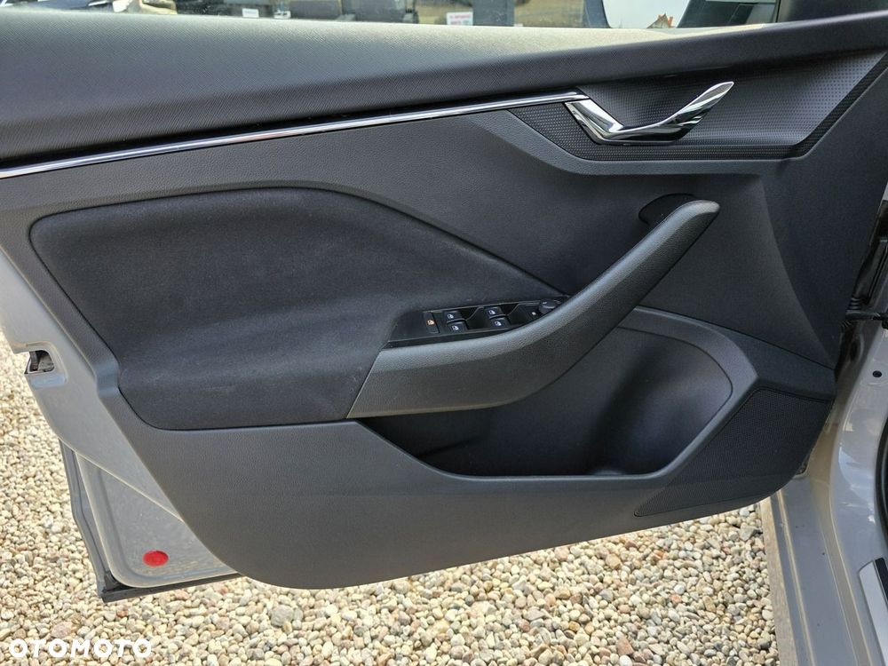 Skoda Kamiq 1.5 TSI DSG Monte Carlo - 11