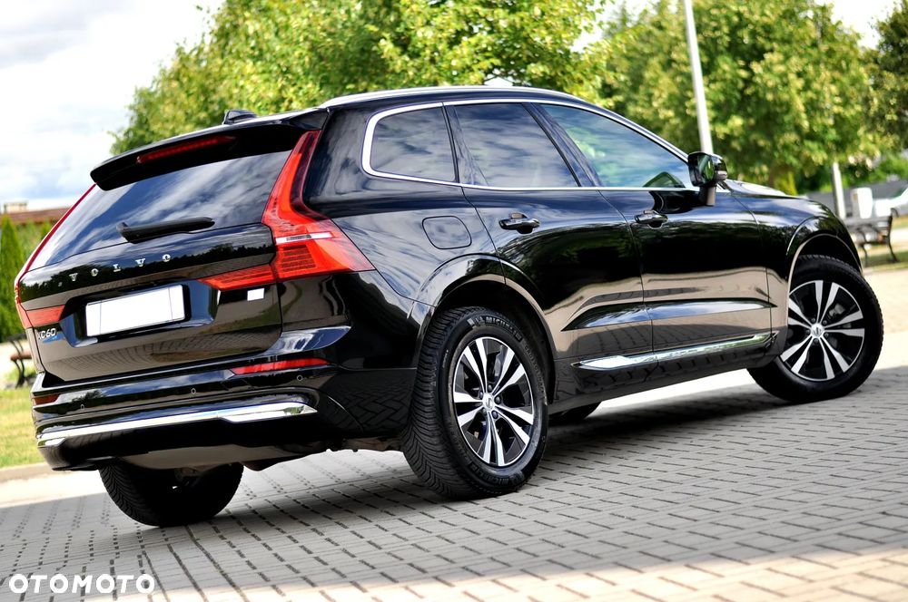 Volvo XC 60 T6 Plug-In Hybrid AWD Core - 3