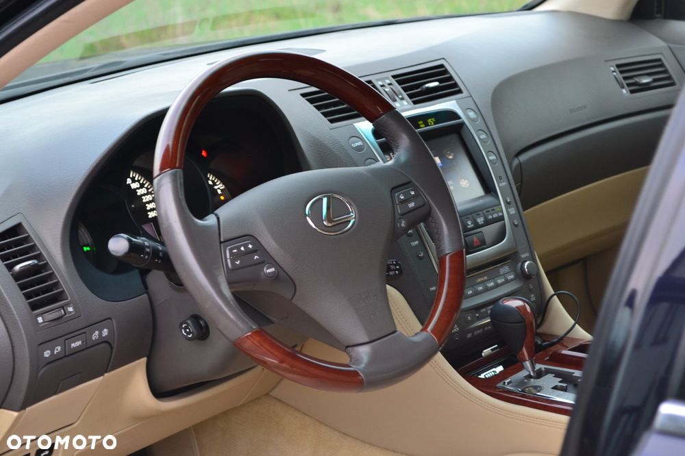 Lexus GS 450h Prestige - 17