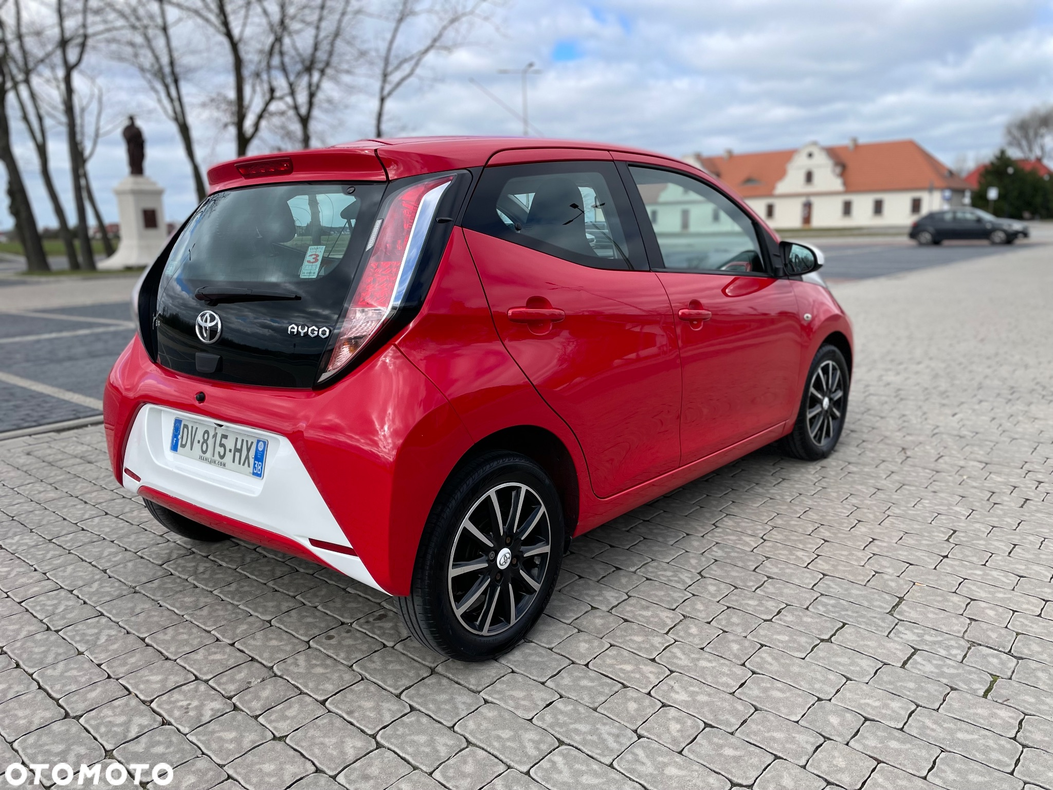 Toyota Aygo x-play Edition S+ - 6
