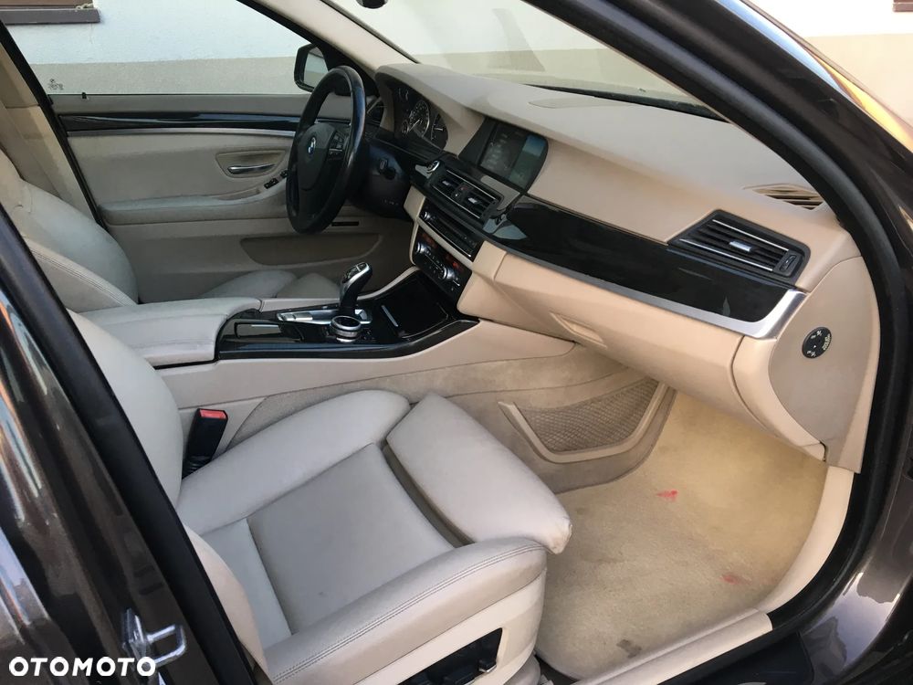 BMW Seria 5 535d xDrive Sport-Aut Luxury Line - 4