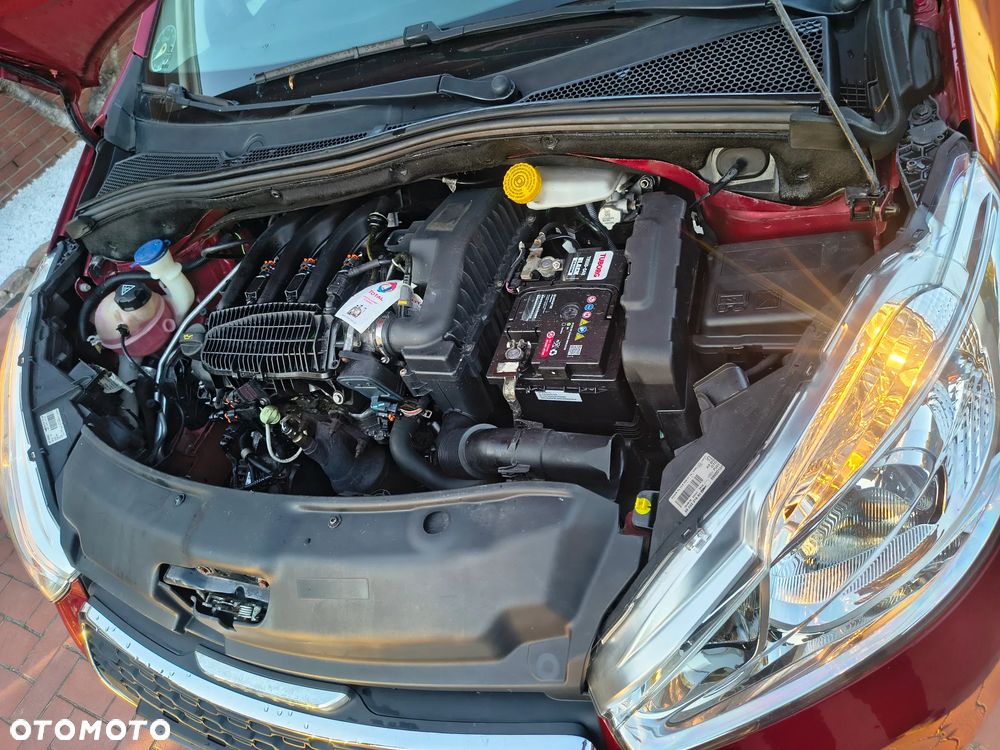 Peugeot 208 1.2 VTi Allure - 16