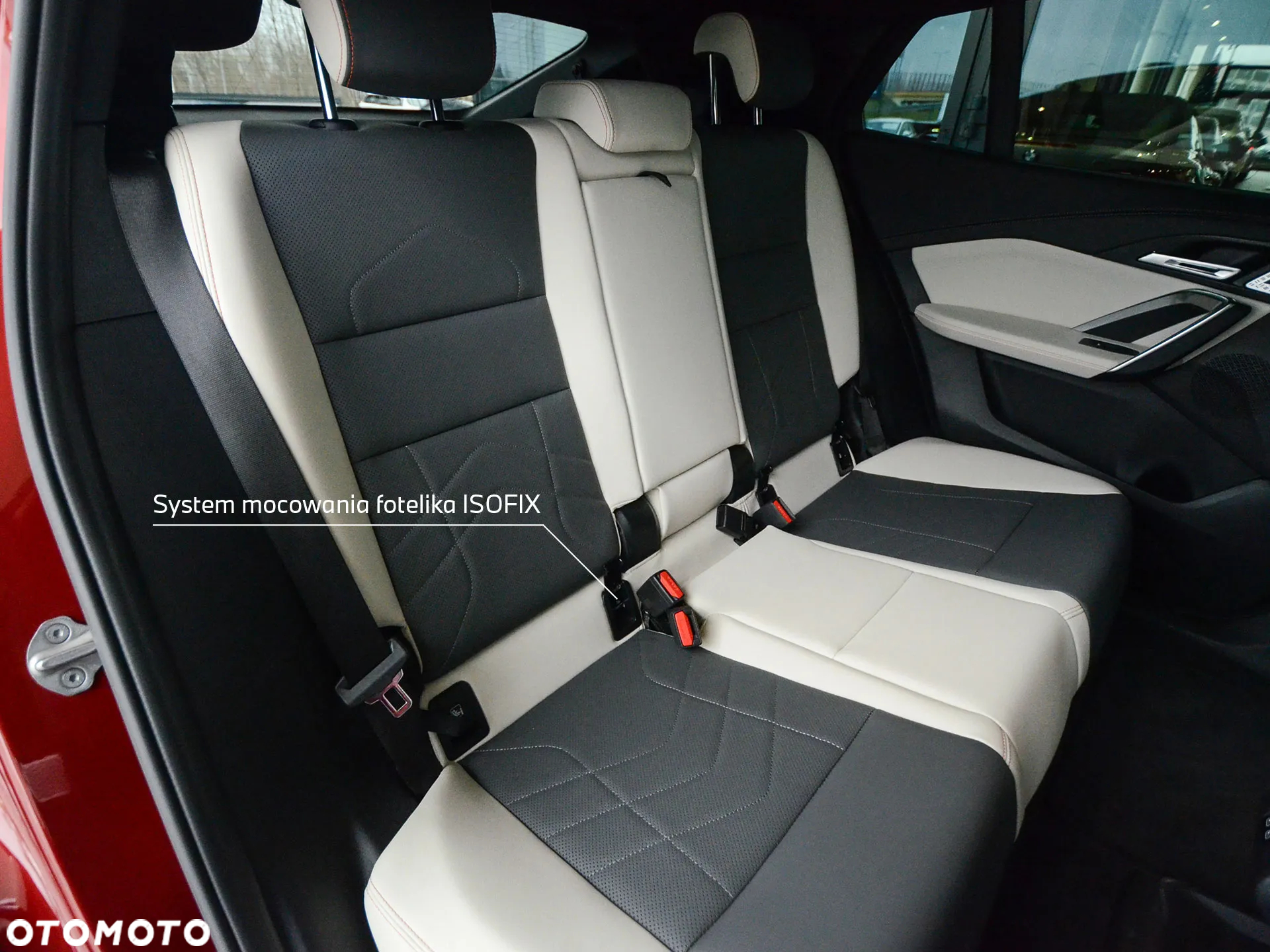 BMW iX2 XDrive30 M Sport - 29