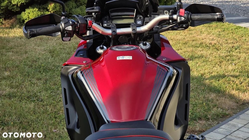 Honda VFR - 21