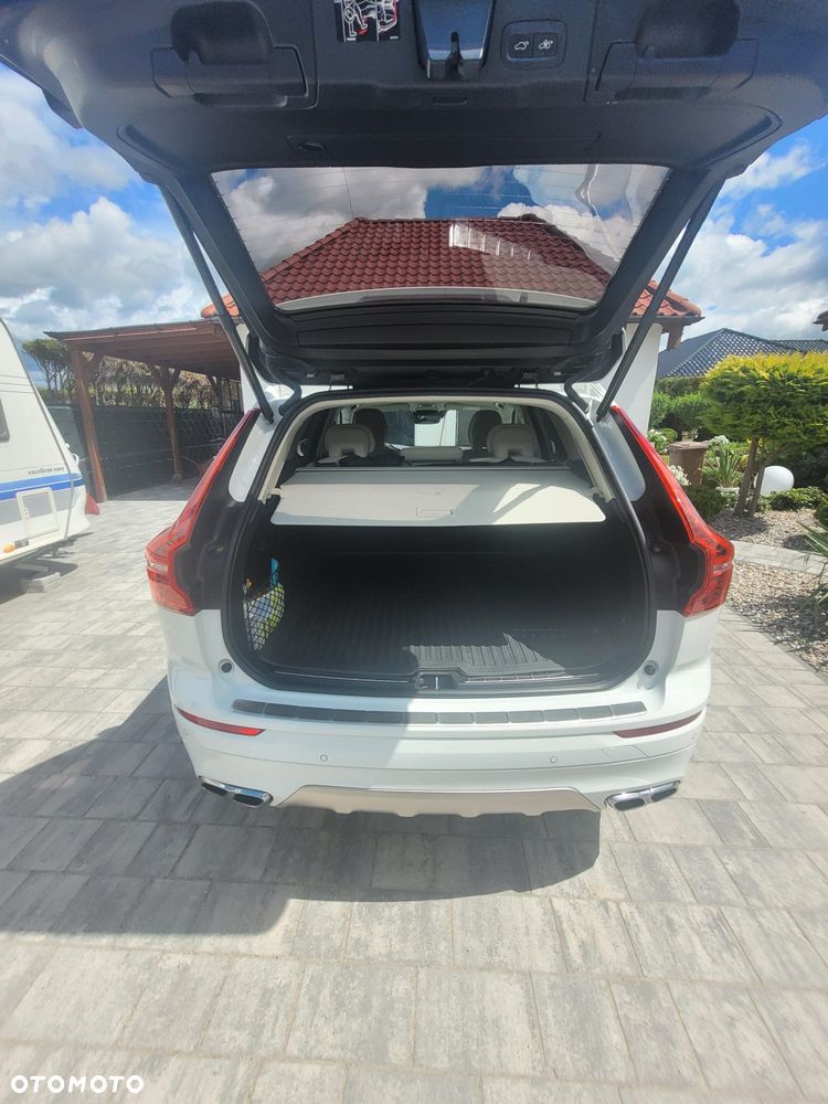 Volvo XC 60 B4 B Momentum Pro - 19