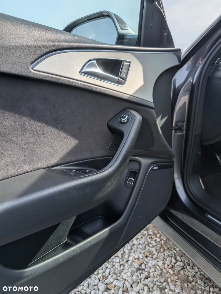 Audi A6 Avant 3.0 TDI quattro S tronic - 17