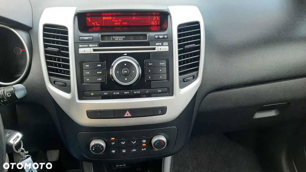 Kia Venga 1.4 CVVT Attract - 21